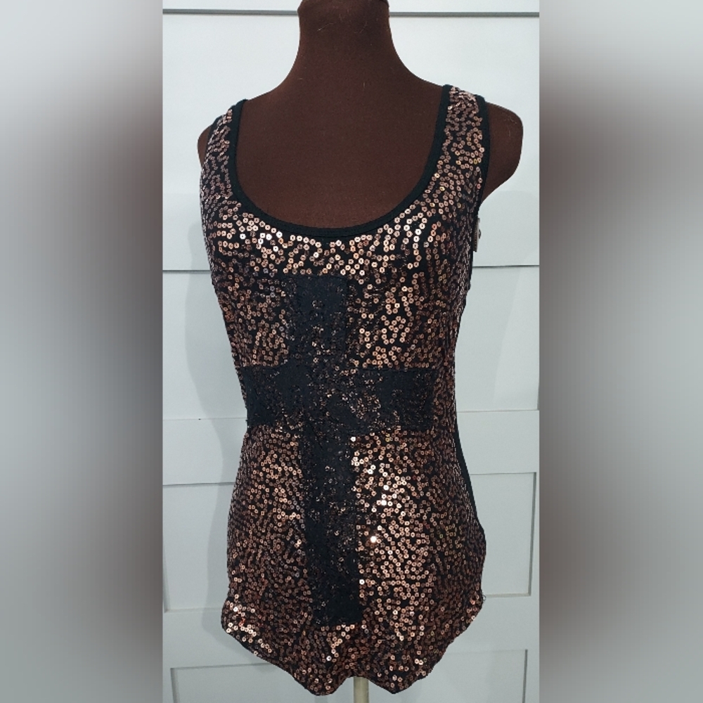 Daytrip Black and Cream Sequin Top